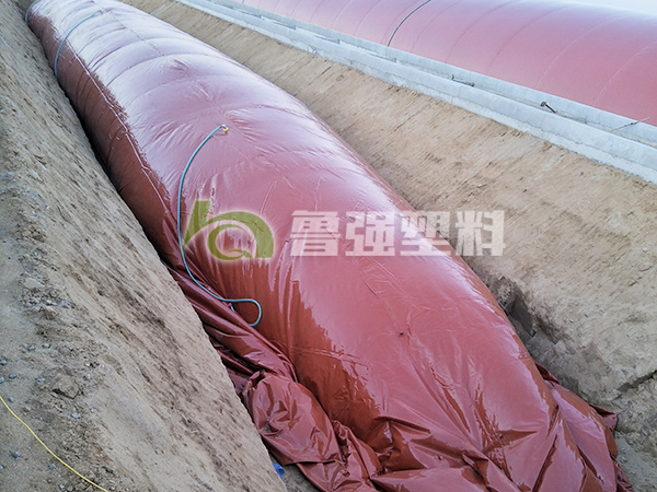 軟體沼氣池有哪些性能特點(diǎn)：