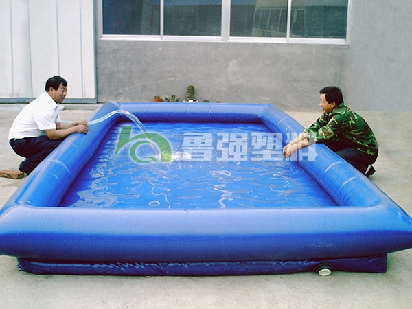 充氣水池